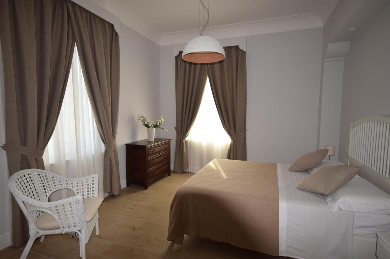 Fondo Santa Lucia Appartement SantʼAgata sui Due Golfi Kamer foto