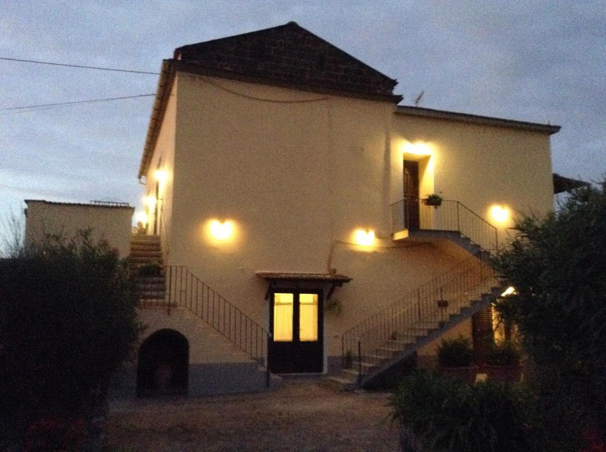 Fondo Santa Lucia Appartement SantʼAgata sui Due Golfi Buitenkant foto